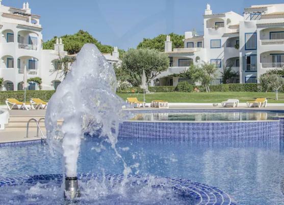 Charming Apartment With Private Garden & Pool Vilamoura Esterno foto