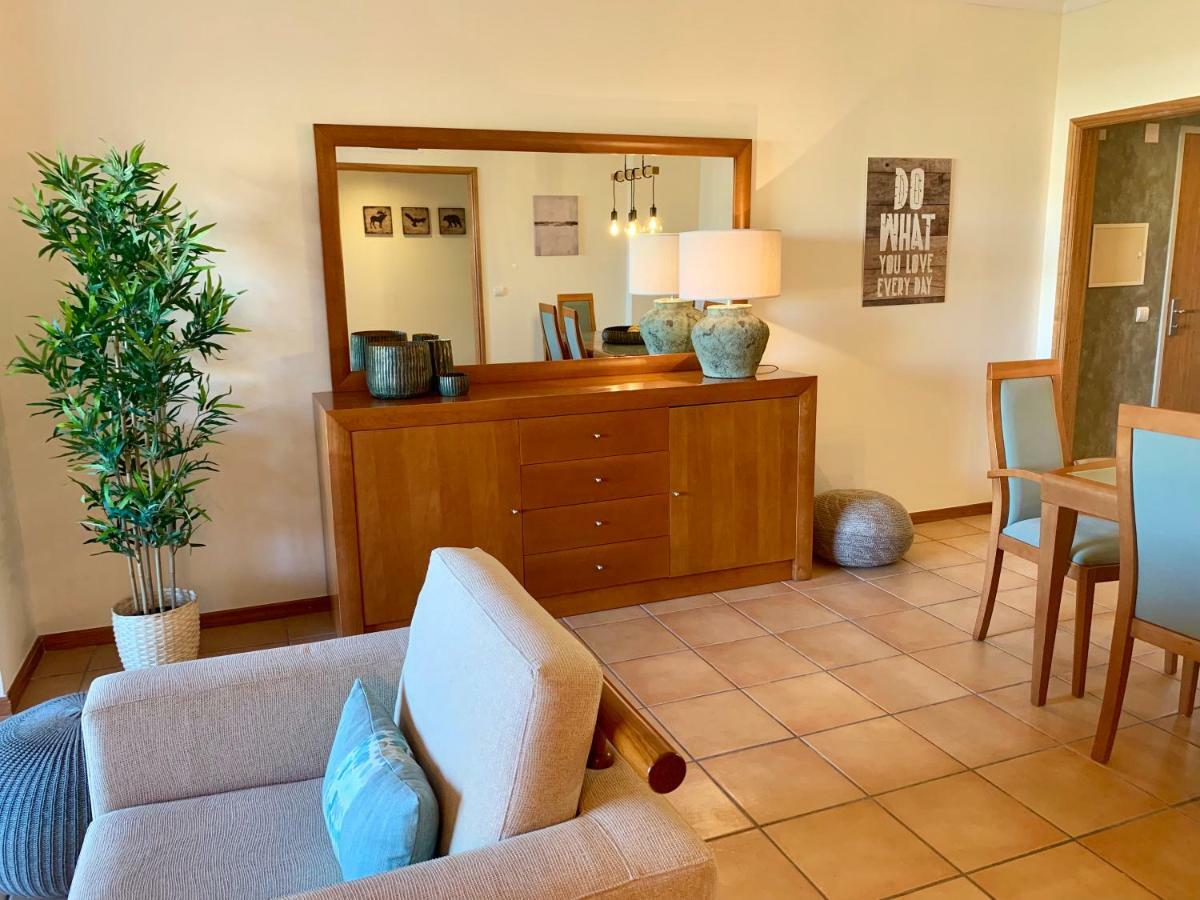 Charming Apartment With Private Garden & Pool Vilamoura Esterno foto
