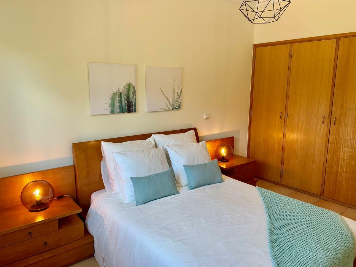 Charming Apartment With Private Garden & Pool Vilamoura Esterno foto