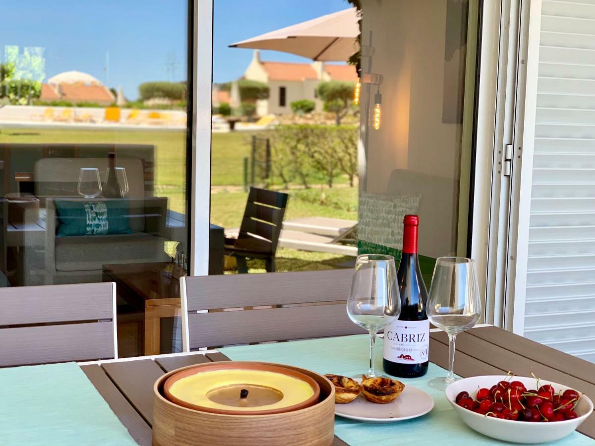 Charming Apartment With Private Garden & Pool Vilamoura Esterno foto